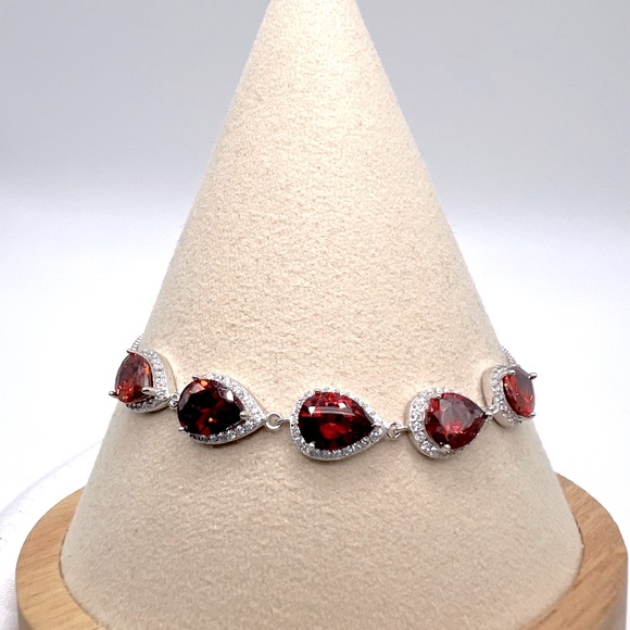 .925 Sterling Silver Pear Shaped Red Cz & Clear Cz Bolo Adjustable Bracelet - Picture 6 of 13
